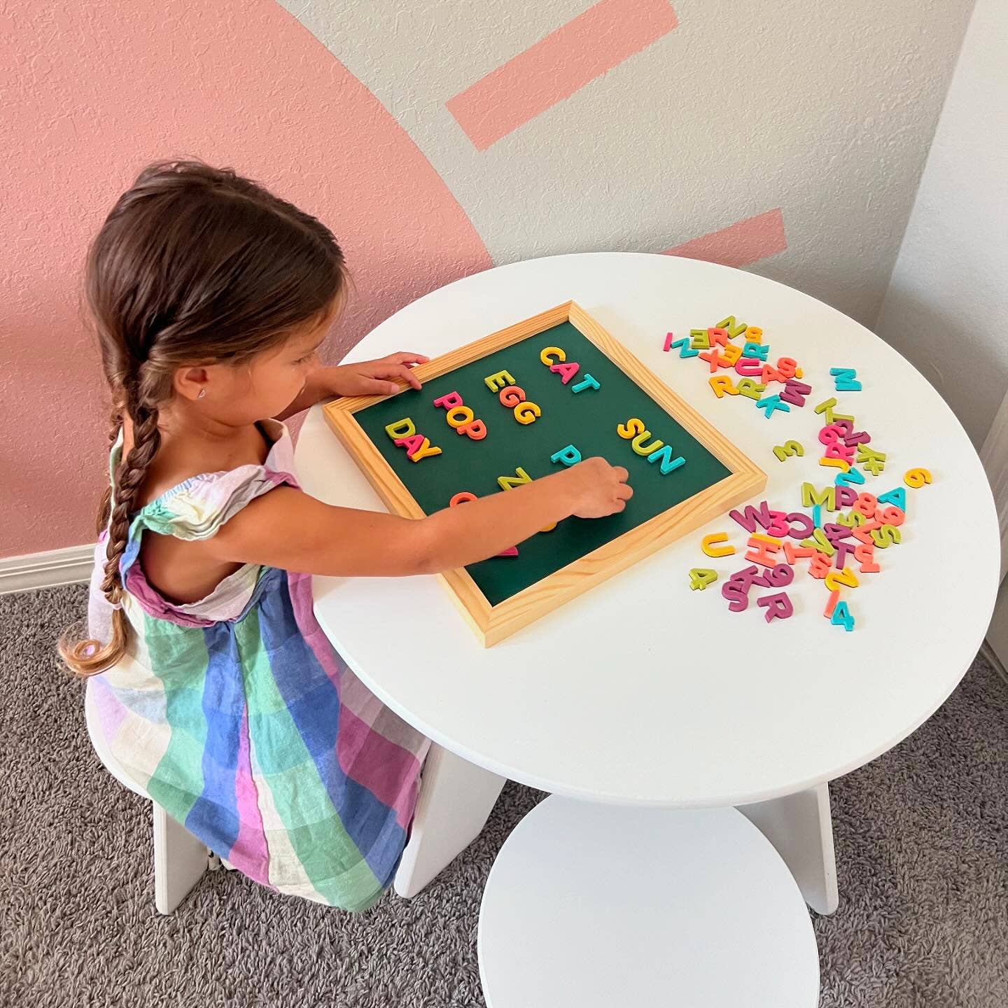 1" 200pc Rainbow Pop Magnetic Letters