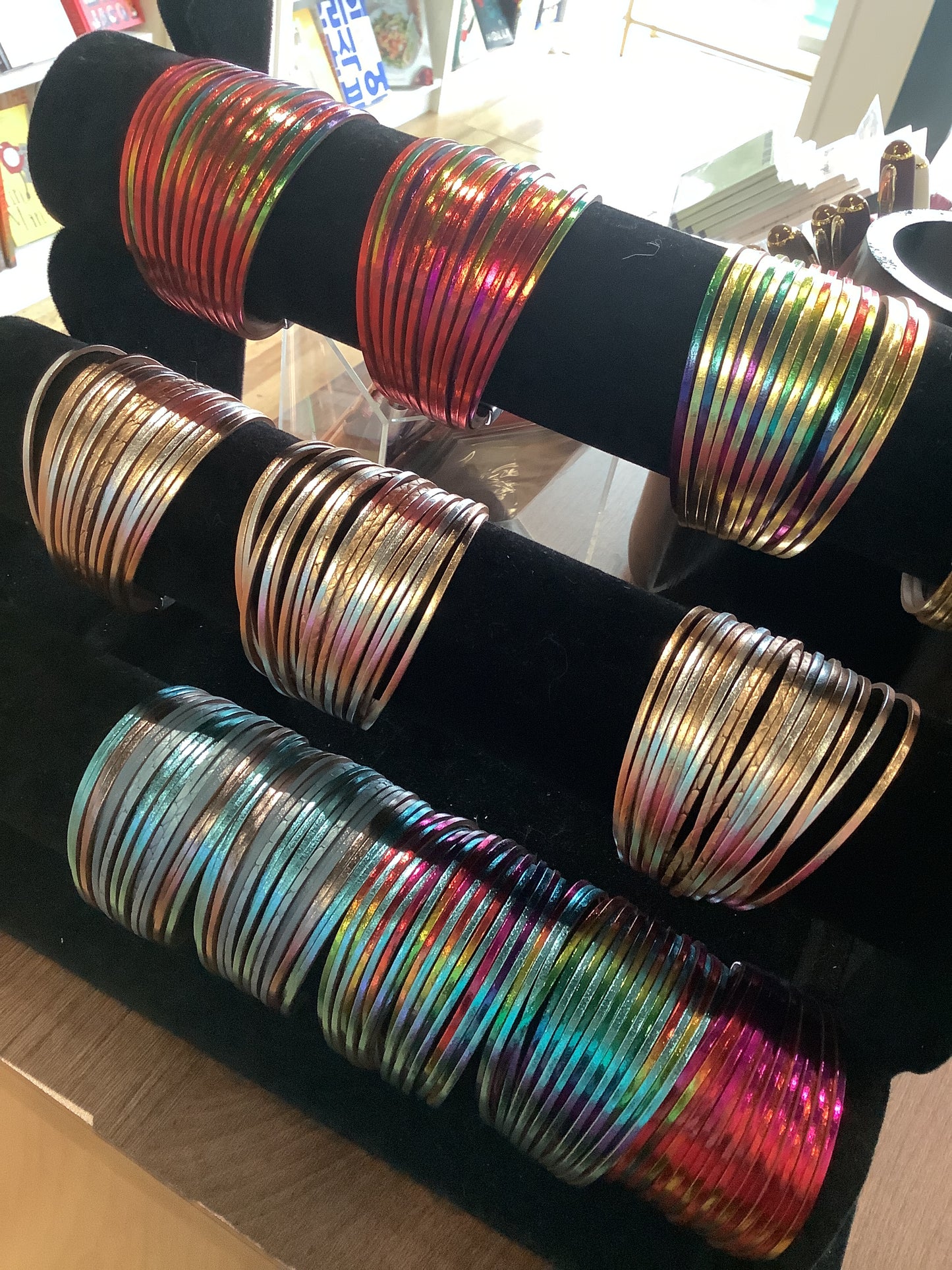 Metallic Accordion Bracelet