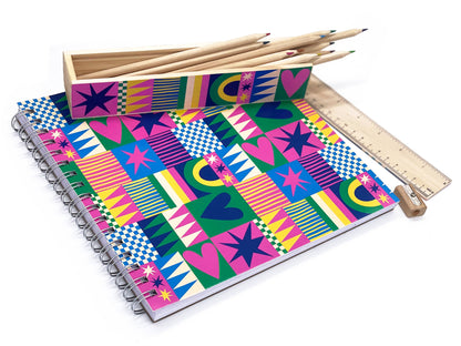 WOODEN PENCIL BOX + COLORED PENCILS - GEO LOVE