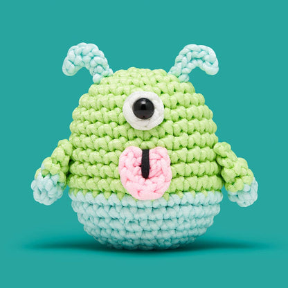 Zorp the Martian Crochet Kit (Glow In The Dark)