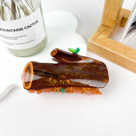 Squirrel Pony Leaf Bush Hair Clip: Wood